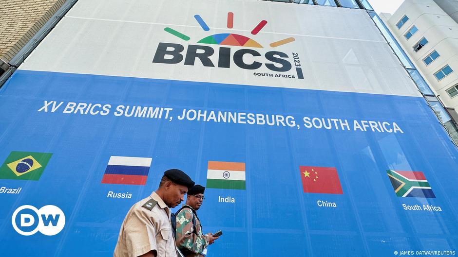Russia's President Vladimir Putin and a number of African leaders and delegates participate in the plenary session of the 2nd Russia-Africa Summit