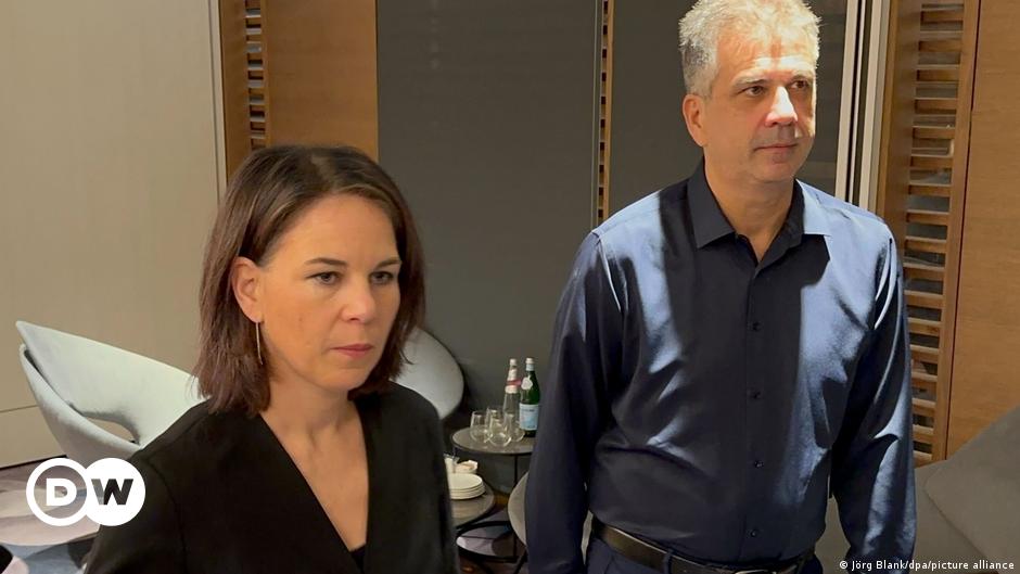 Baerbock advierte contra un conflicto más amplio en Oriente Medio