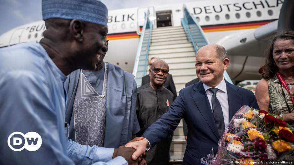 Scholz de Alemania mira a Nigeria en busca de gas natural: informe