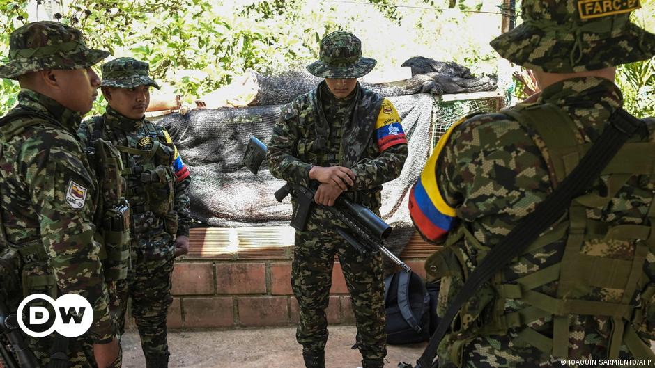 Colombia: grupo disidente de las FARC se retira de las conversaciones de paz