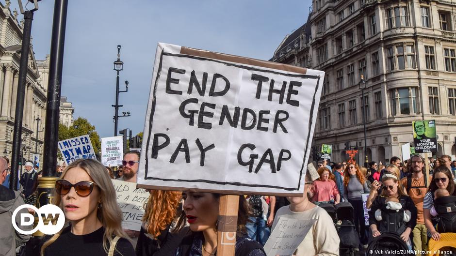 UE: La brecha salarial de género sigue siendo del 13%, según la Comisión