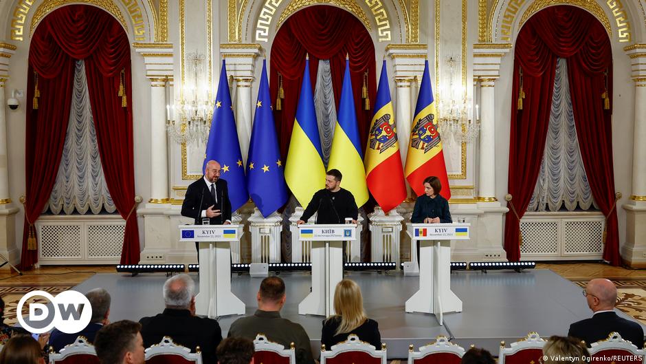 DW's Astrid Prange de Oliveira