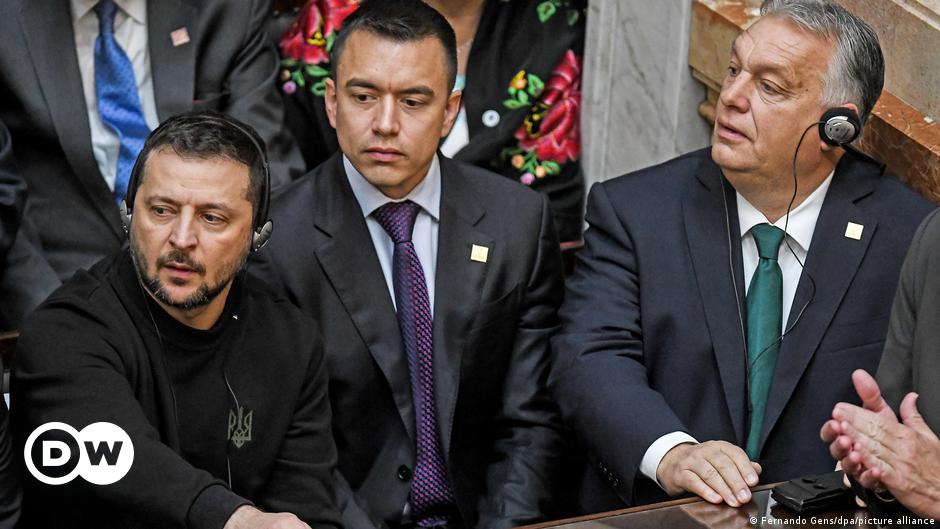 Zelenskyy invitado a la Casa Blanca en medio del congelamiento de la ayuda