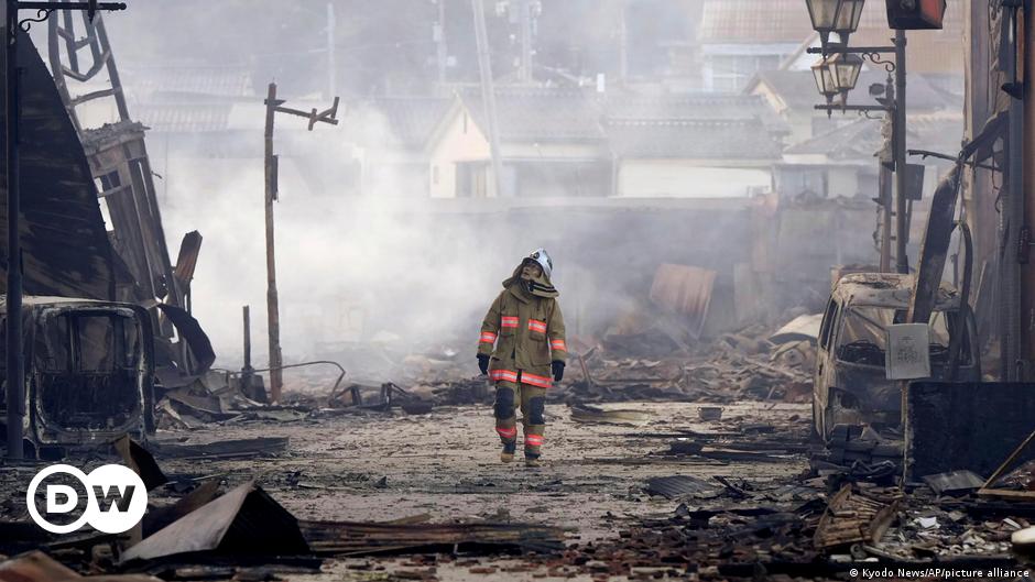 Aumenta el número de víctimas del terremoto en Japón mientras las fuertes lluvias complican el rescate