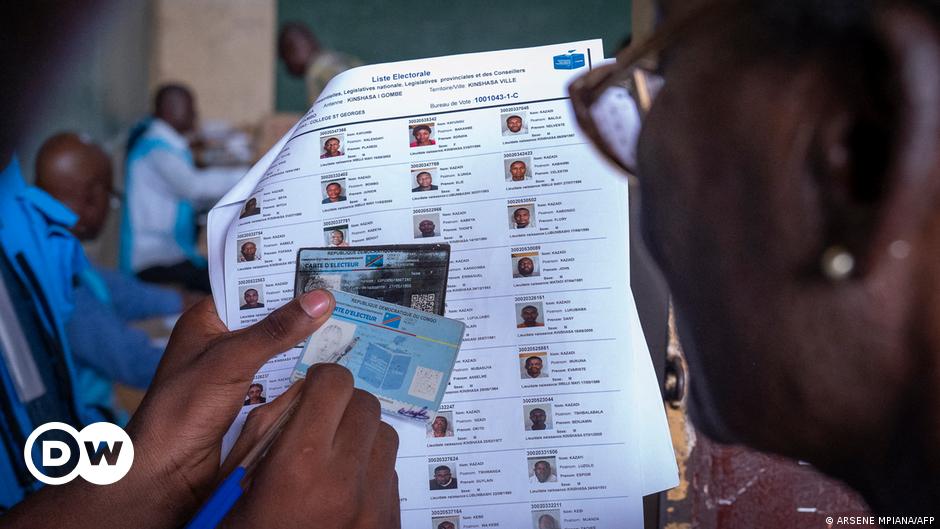 opposition supporter gestures during a demonstration in Kinshasa on December 27, 2023