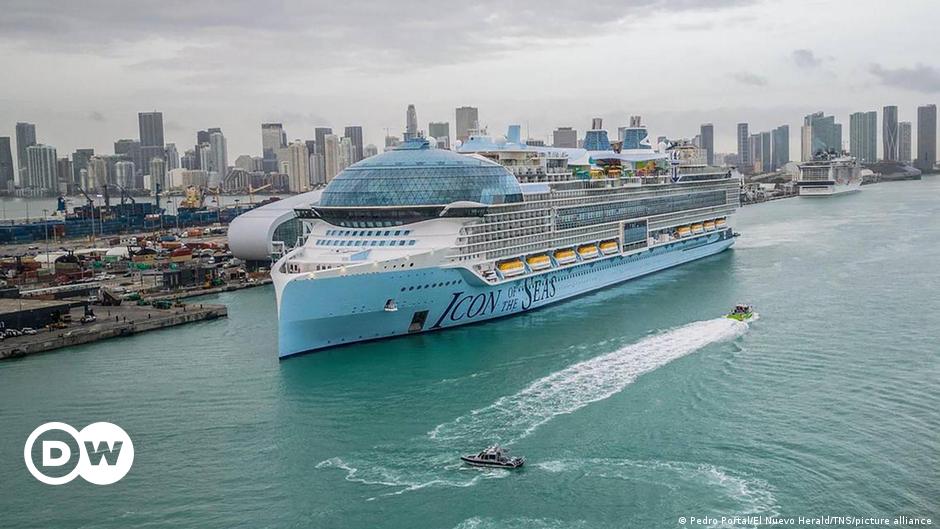 El crucero más grande del mundo zarpa de Miami