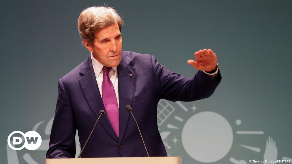 El enviado climático de EE.UU., John Kerry, dimitirá: informes