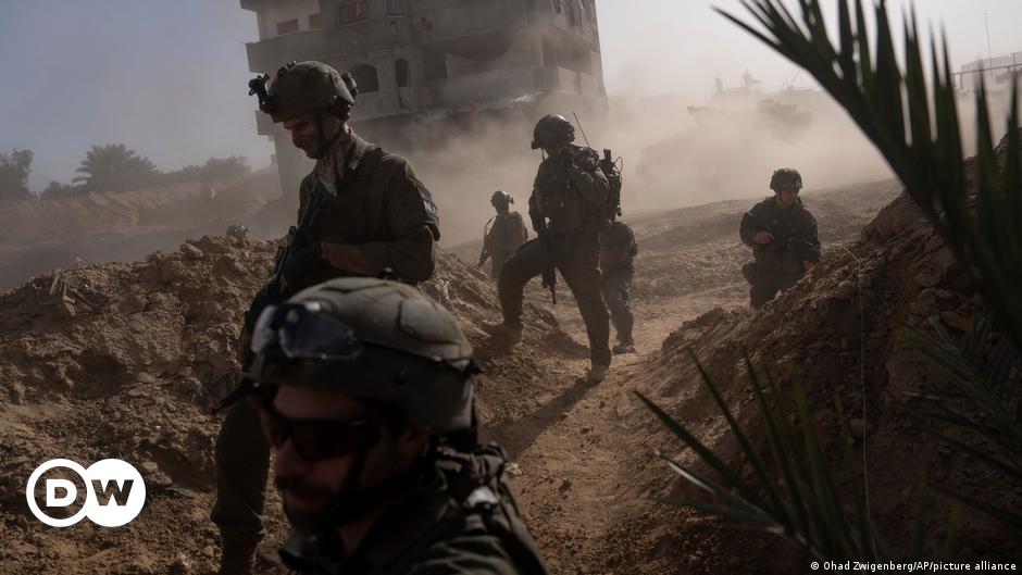 Guerra de Hamás en Israel: Jan Yunis 'rodeado' mientras Israel llora