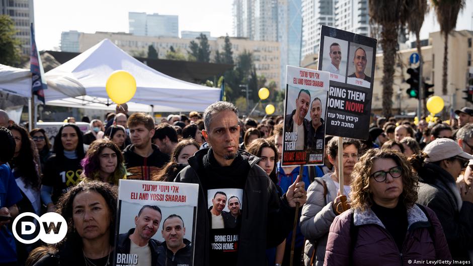 Guerra entre Israel y Hamas: familias rehenes celebran una manifestación de 24 horas