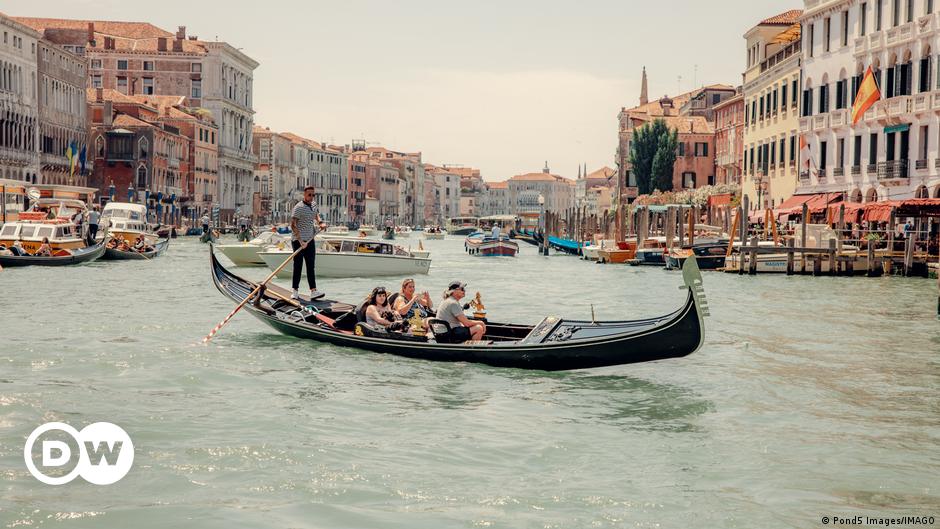 Italia: Venecia prohíbe los grandes grupos de turistas y los altavoces