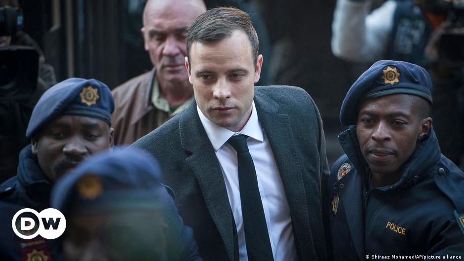 Oscar Pistorius, center, arrives at the High Court in Pretoria, South Africa, for a sentencing hearing for the murder of his girlfriend Reeva Steenkamp, on July 6, 2016