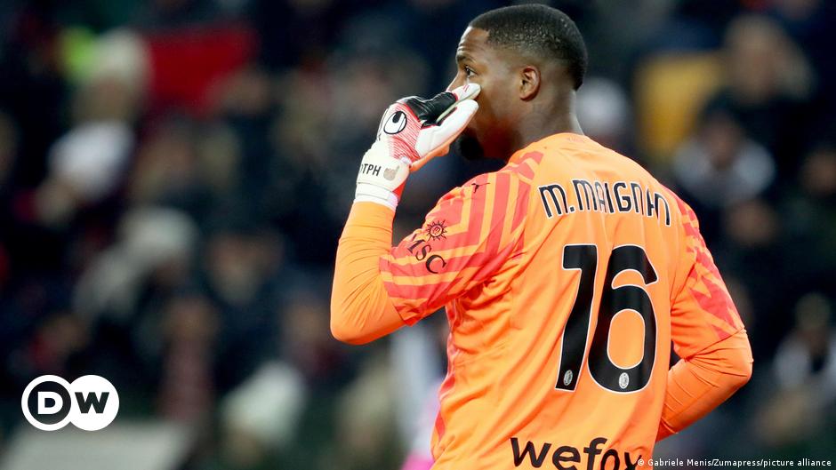 Adam Marusic wearing a T-shirt saying "no to anti-Semitism"