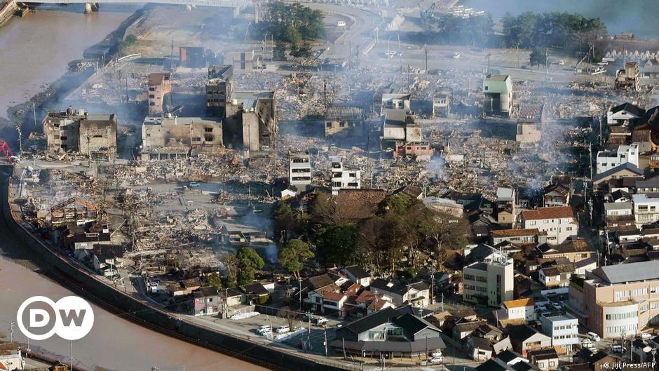 Terremoto en Japón: más de 50 muertos mientras los rescatistas corren contra el tiempo