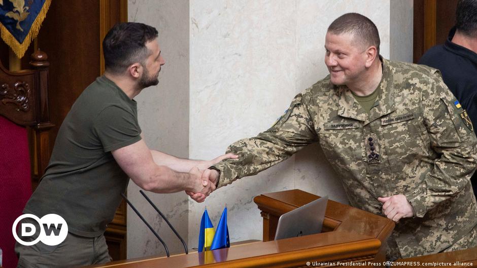 Actualizaciones sobre Ucrania: Zelenskyy retira su amenaza de despedir al general