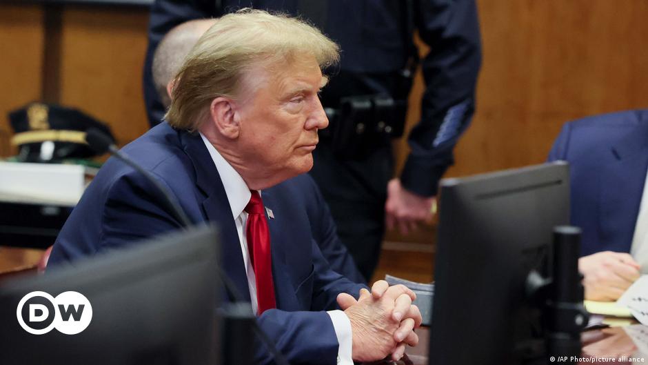 Juez de Nueva York multa a Trump con más de 350 millones de dólares en caso de fraude