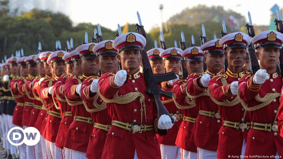 La junta militar de Myanmar introduce el servicio militar obligatorio