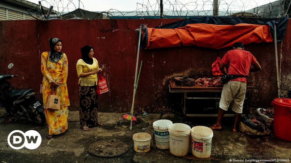 Malasia: Más de 100 rohingya huyen del centro de detención de inmigrantes