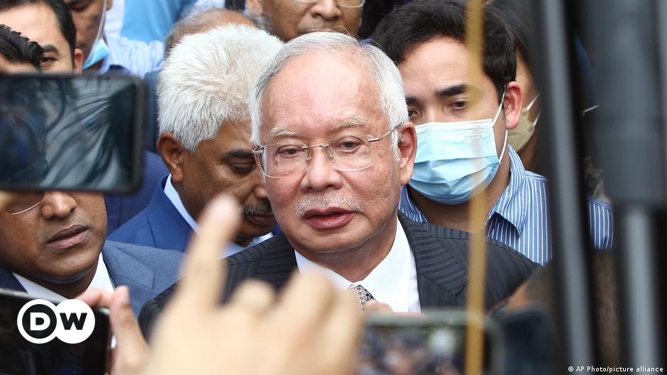 Malasia: la pena de cárcel para el ex primer ministro Najib se reduce a la mitad