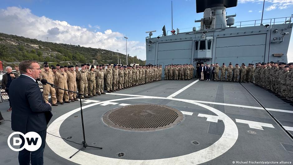 Mar Rojo: Pistorius visita el barco alemán destinado a la misión hutí