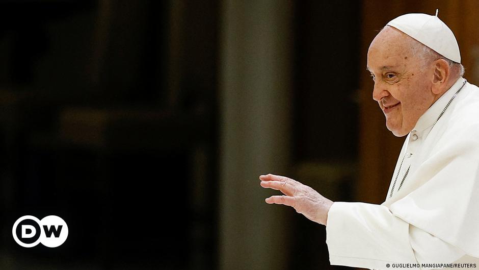 Papa Francisco: La bendición entre personas del mismo sexo es un "caso especial" para África