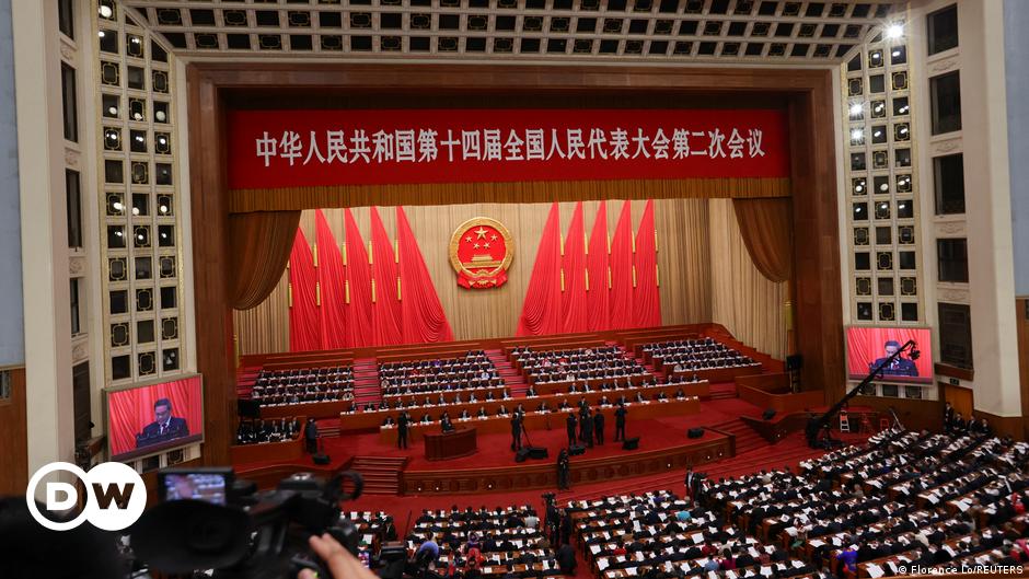 APN de China: Beijing refuerza su ejército y endurece su línea sobre Taiwán