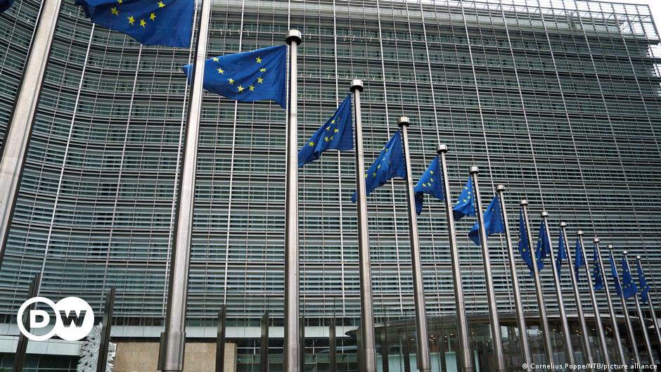 La Comisión Europea planea una ampliación "gradual y reversible"