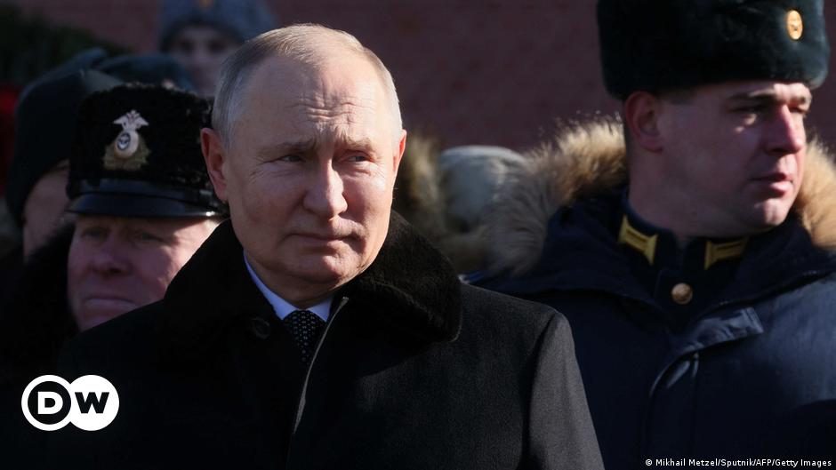 A head shot of Dmitry Medvedev