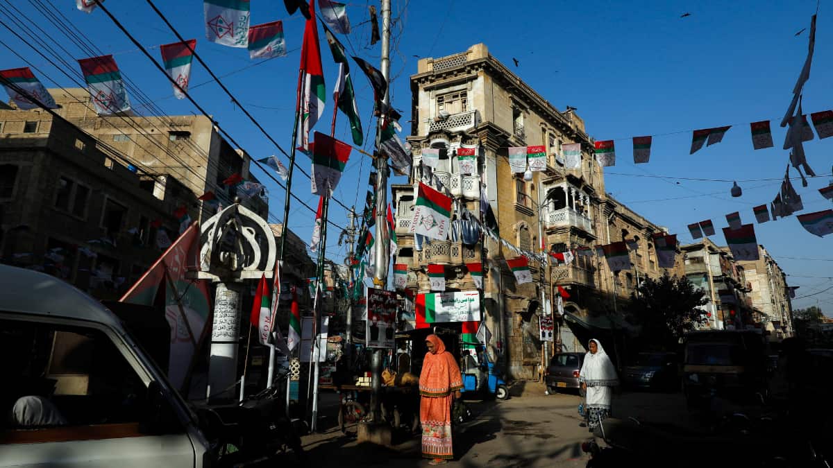 Alrededor de 10 millones de personas en Pakistán corren el riesgo de caer en la pobreza, dice el Banco Mundial