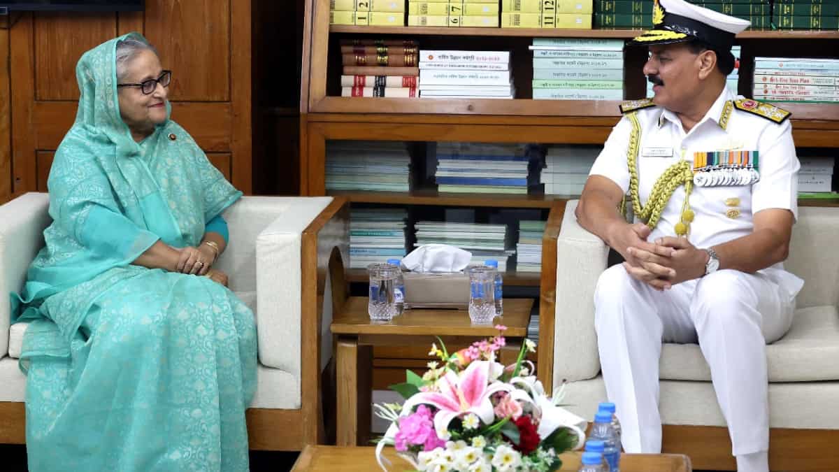 India y Bangladesh fortalecen lazos marítimos con la visita del jefe de la Armada Tripathi