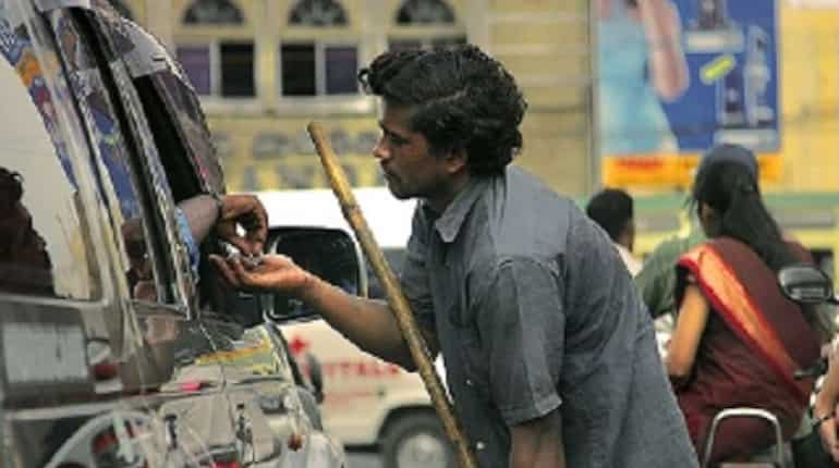 Pakistán: Las autoridades toman medidas enérgicas contra los turistas "falsos" que viajan a Oriente Medio para mendigar