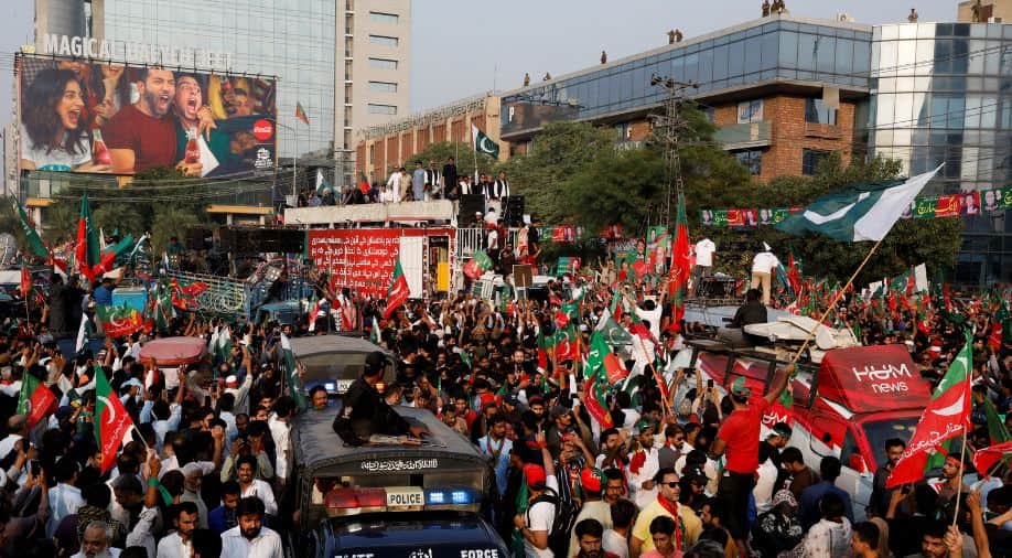 El PTI de Imran Khan suaviza las protestas previstas para el 24 de noviembre mientras las autoridades cierran Islamabad