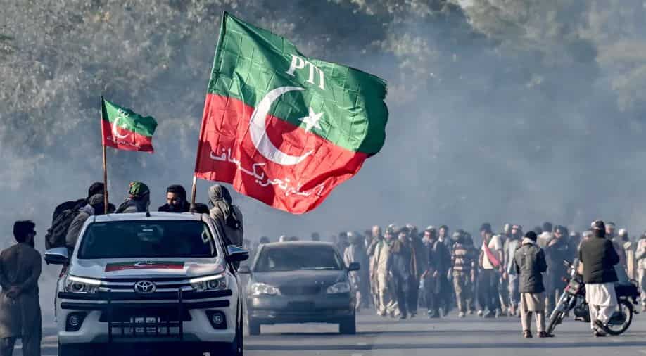 El partido de Imran Khan cancela las protestas en Islamabad tras la "masacre" y las detenciones