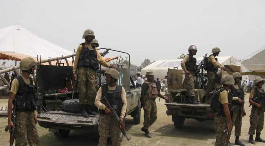 Las fuerzas paquistaníes matan a tres militantes en operaciones antiterroristas, un día después de los ataques mortales en Kurram