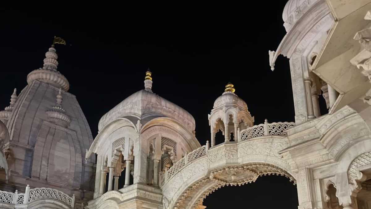 Las autoridades de Bangladesh rechazan a 54 devotos de ISKCON que intentaban cruzar a la India para un evento religioso: Informe