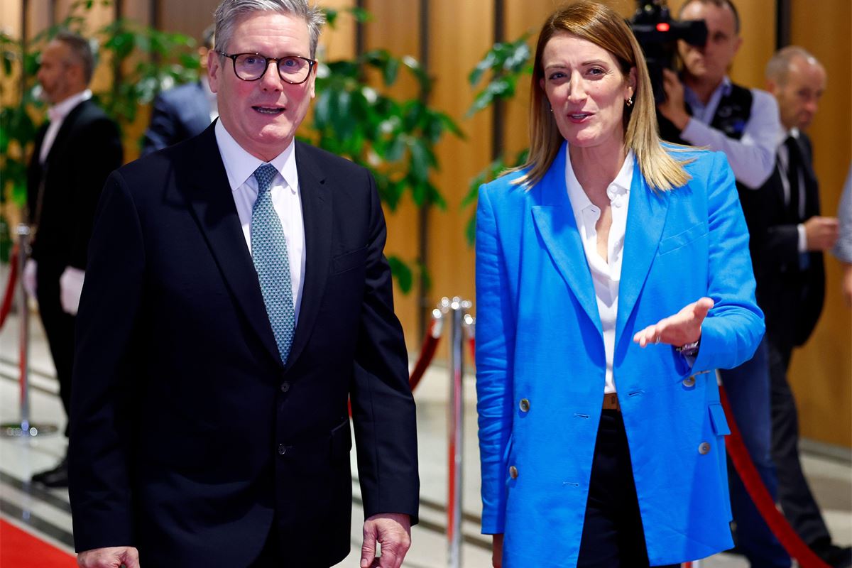 Reino Unido-UE 'reiniciar' comienza, y tal vez termina, con defensa