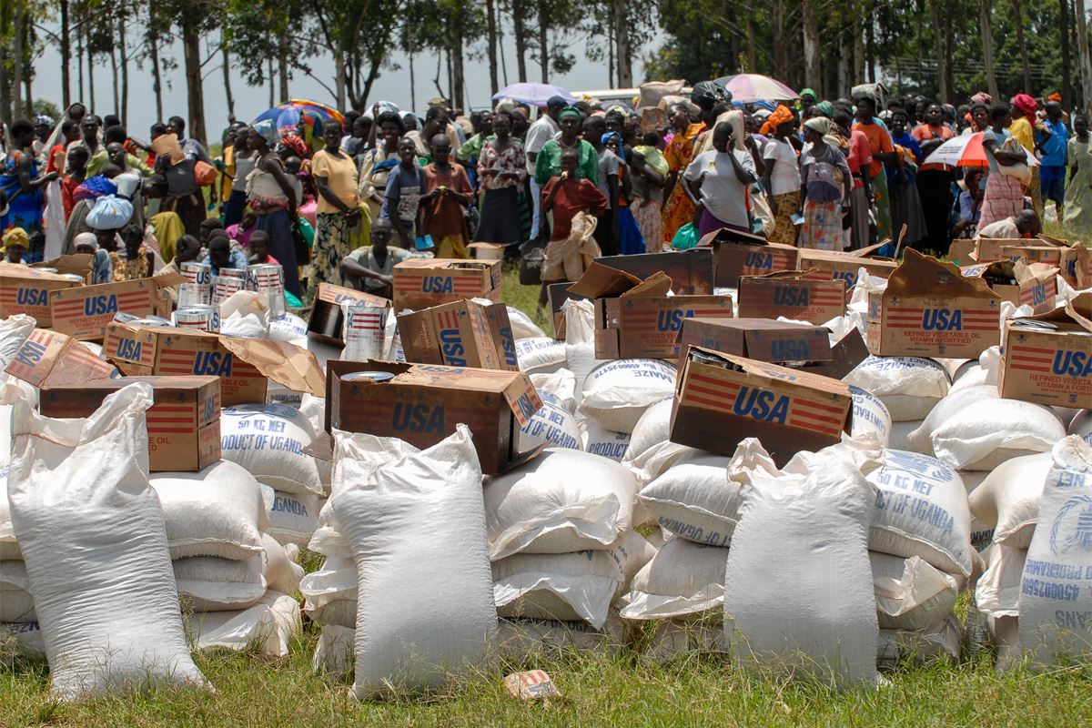 Acosado por todos lados, las ONG europeas se arriesgan a quedarse sin dinero
