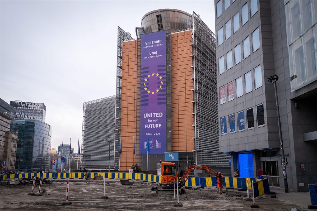 Broke Bruselas va con la mano a la UE en un intento para cubrir los costos de construcción de Schuman