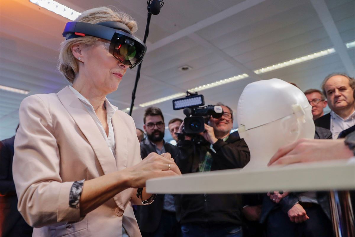 Cómo las reglas y barreras de Europa sofocan su futuro tecnológico