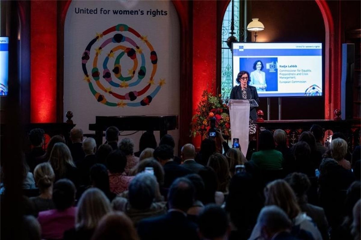 Las mujeres siguen trabajando 15 meses para ganar el salario anual de los hombres, según el índice de la UE