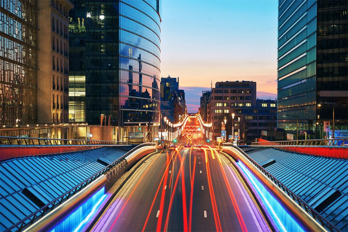 ¿Qué necesita Europa para descarbonizar el transporte por carretera?