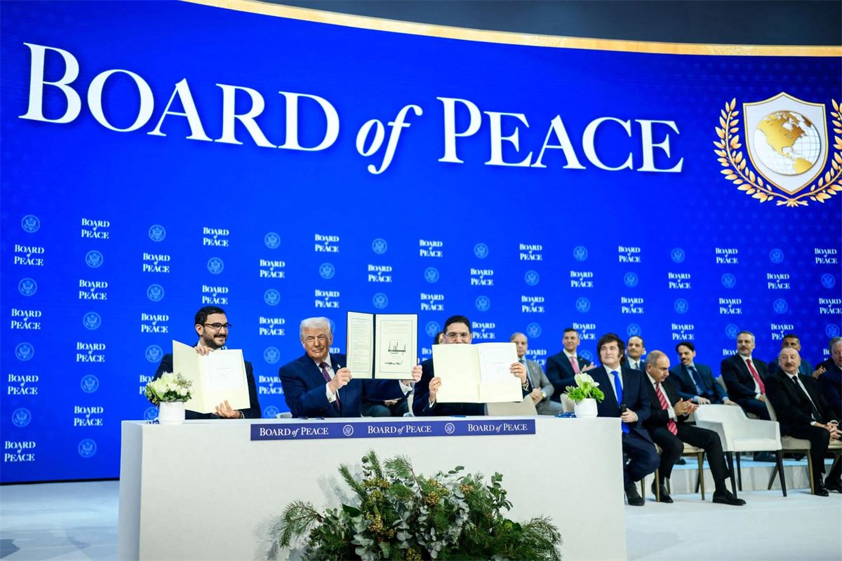 Boletín: El negocio de la paz de Trump