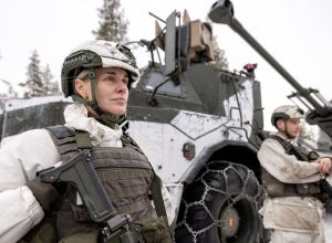 Europa necesita mujeres uniformadas: sus ejércitos no están cumpliendo