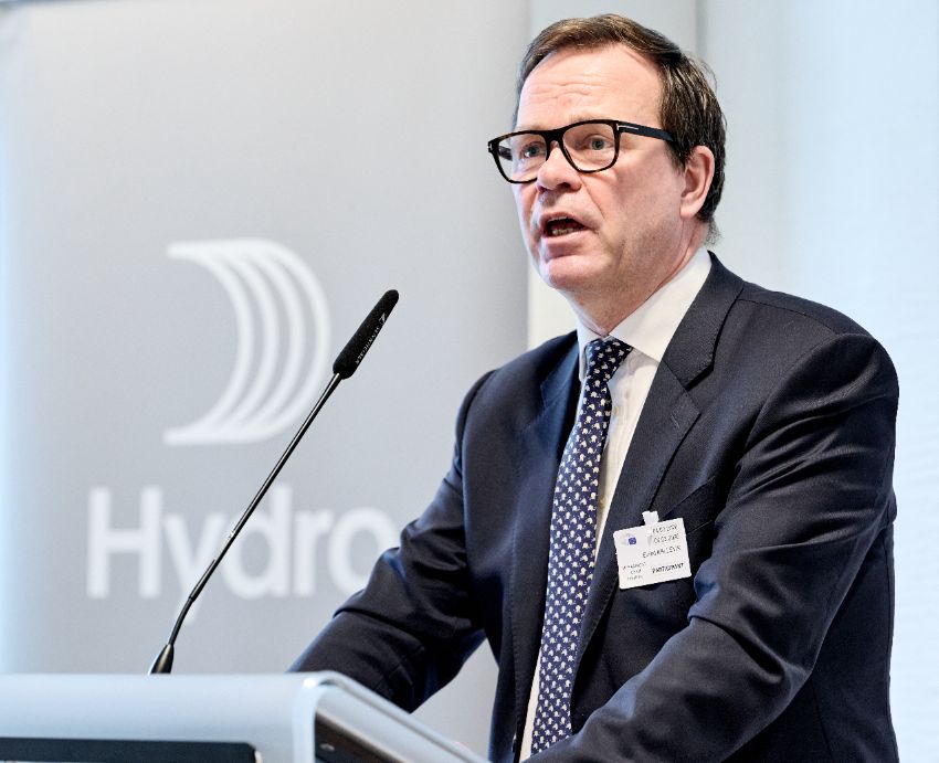 Eivind Kallevik, presidente y director ejecutivo de Norsk Hydro 