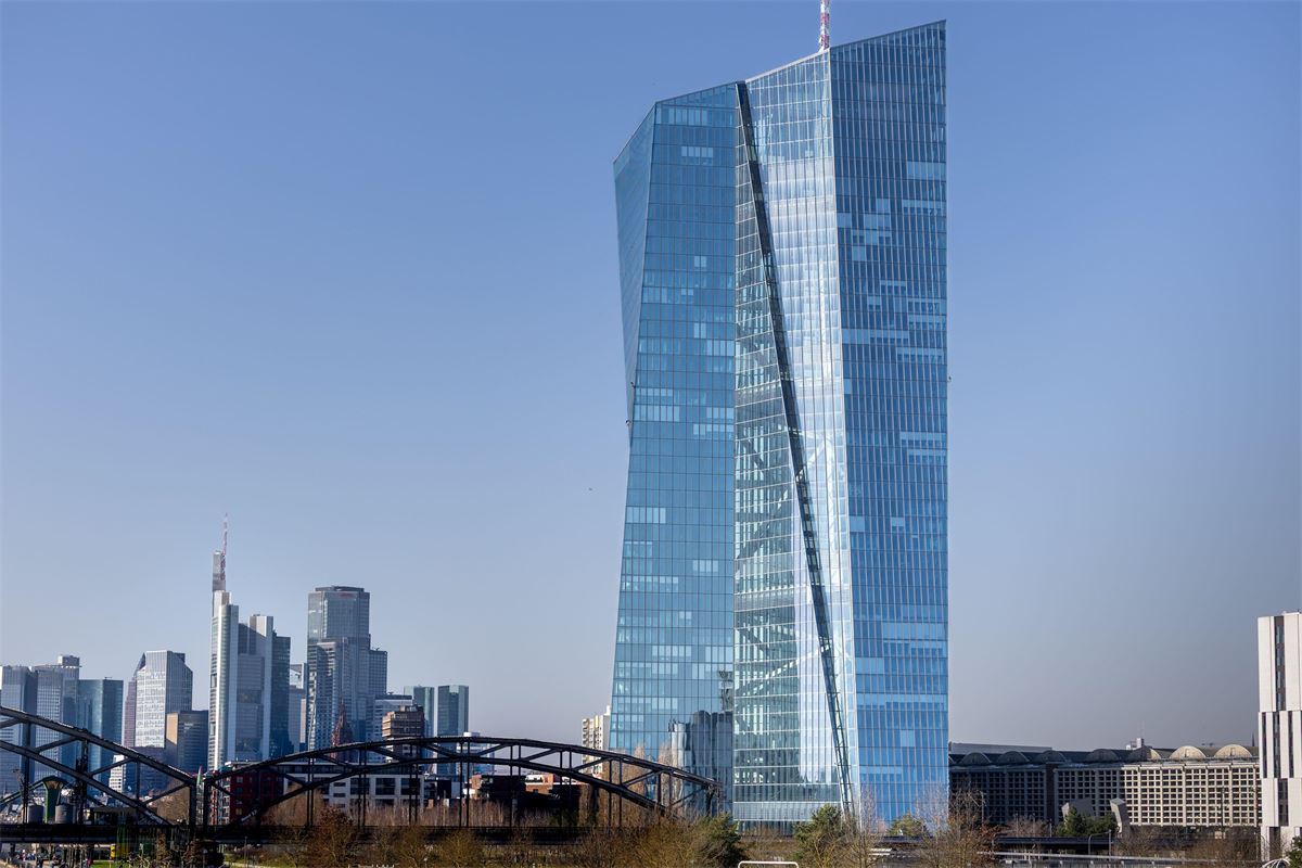 En busca de estabilidad, los inversores recurren a los llamados eurobonos