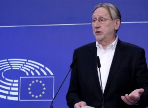 El silencioso eurodiputado rechaza la agenda comercial de Trump