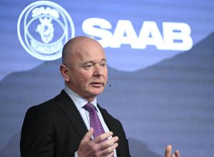 Máximo jefe de la industria de defensa de la UE: menos proteccionismo, más cooperación europea