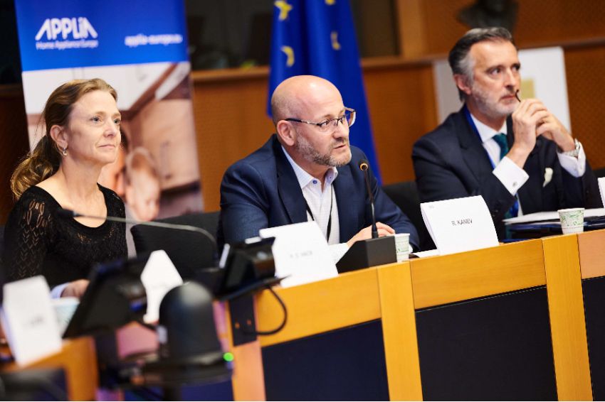 Eurodiputado anfitrión