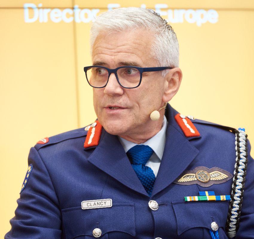 General Seán Clancy, presidente europeo del Comité Militar de la Unión