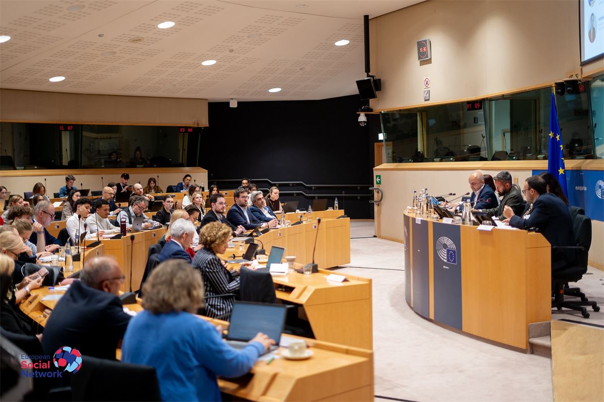 La financiación de los servicios sociales bajo fuego: aseguremos el acceso futuro a la financiación de la UE
