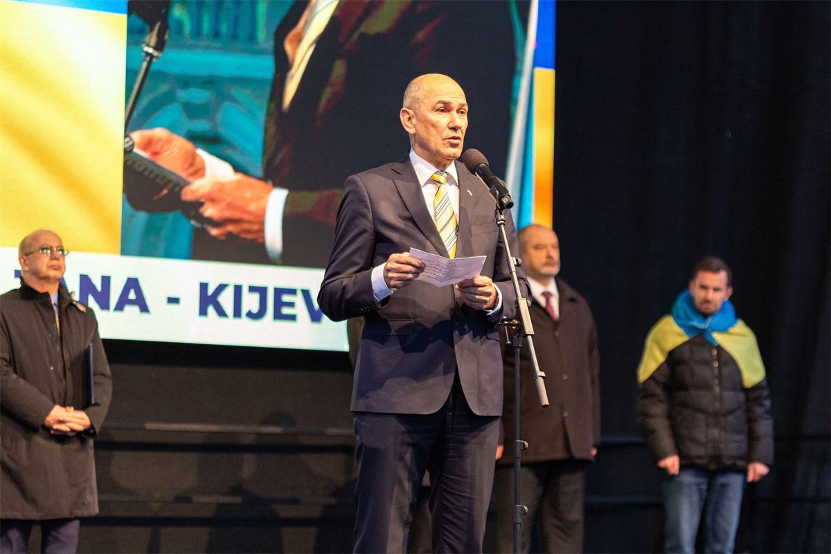 Artículo de opinión: El nuevo gobierno de Eslovenia puede reafirmar su camino occidental